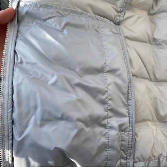 Ultra Light Down Seamless Parka Jacket Light Gray Silver Hooded Zipped Pockets S - Picture 9 of 16